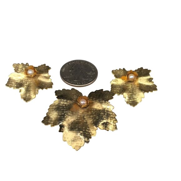 Vintage Golden Leaf Jewelry with Seed Pearl, Dimensional Texture, Clip On Earrin - Picture 3 of 5